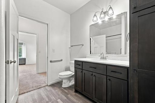 Primary Upper Jack-n-Jill Bath walkthrough from Master Bedroom (full)