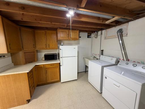 129 E Ronning Avenue, Appleton, MN 56208