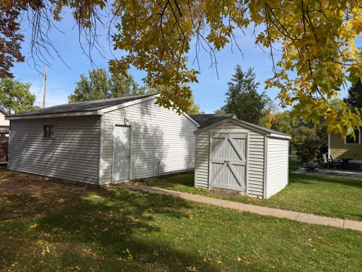 129 E Ronning Avenue, Appleton, MN 56208