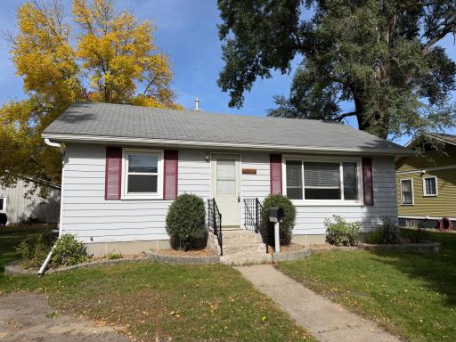 129 E Ronning Avenue, Appleton, MN 56208