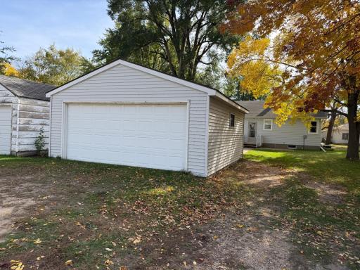 129 E Ronning Avenue, Appleton, MN 56208