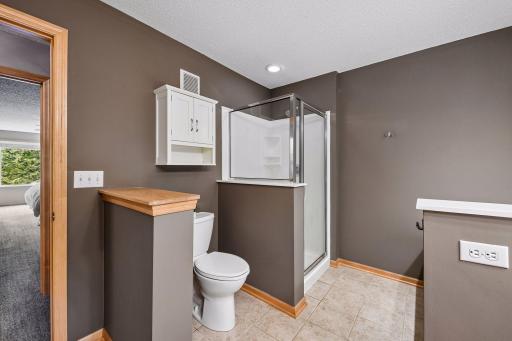 8409 Townsend Drive, Eden Prairie, MN 55344