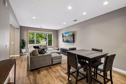 8409 Townsend Drive, Eden Prairie, MN 55344