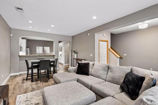 8409 Townsend Drive, Eden Prairie, MN 55344