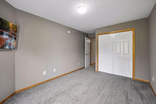 8409 Townsend Drive, Eden Prairie, MN 55344