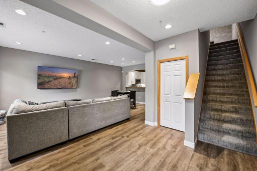 8409 Townsend Drive, Eden Prairie, MN 55344