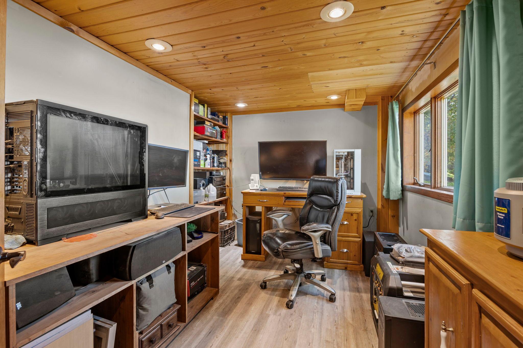 Lower level bedroom-currently used as an office