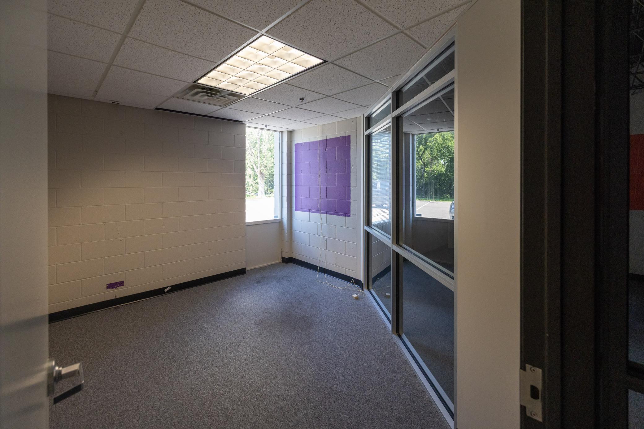 5624 Lincoln Dr - Edina - Suite 5624 - Interior - 003.jpg