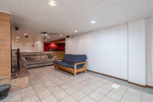 605 N Market Street, Janesville, MN 56048