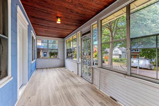 706 Fuller Avenue, Saint Paul, MN 55104