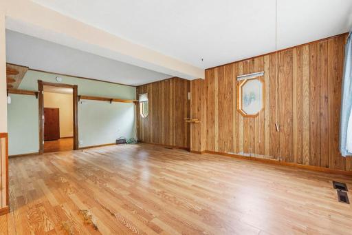 135 S 3rd Street, Hanley Falls, MN 56245