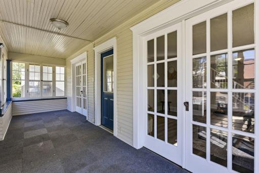 1530 Selby Avenue, Saint Paul, MN 55104