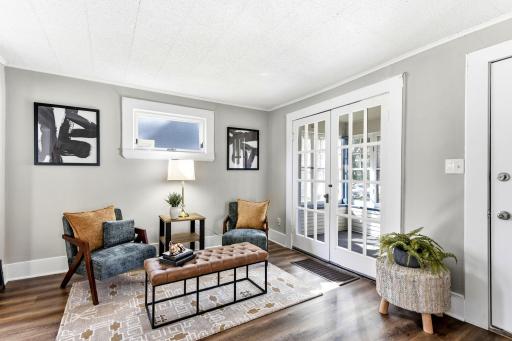 1530 Selby Avenue, Saint Paul, MN 55104