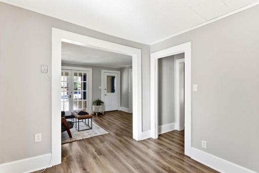1530 Selby Avenue, Saint Paul, MN 55104