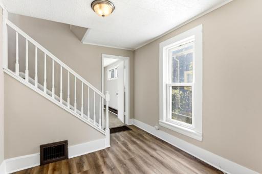 1530 Selby Avenue, Saint Paul, MN 55104
