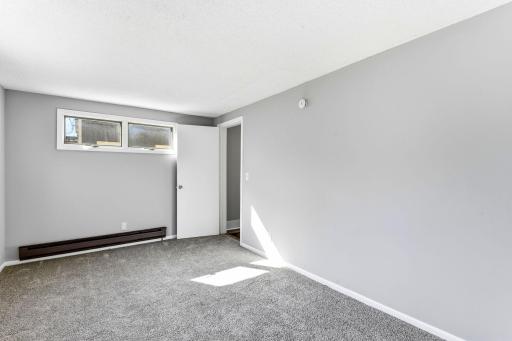 1530 Selby Avenue, Saint Paul, MN 55104