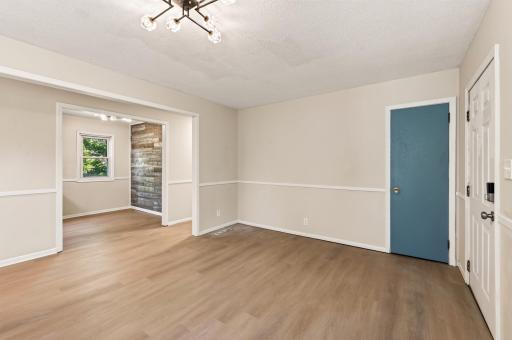 2057 Sherwood Avenue, Saint Paul, MN 55119