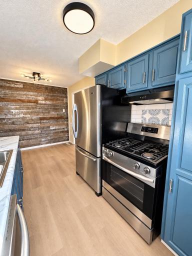 2057 Sherwood Avenue, Saint Paul, MN 55119