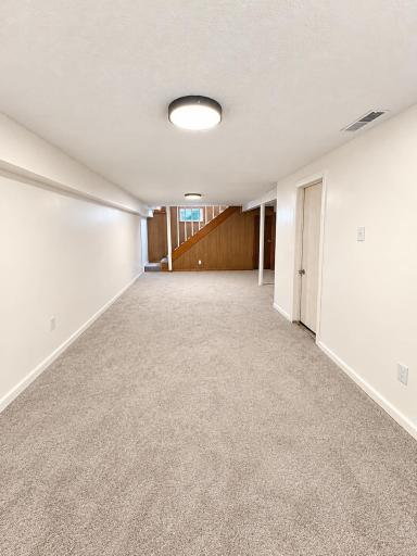 2057 Sherwood Avenue, Saint Paul, MN 55119