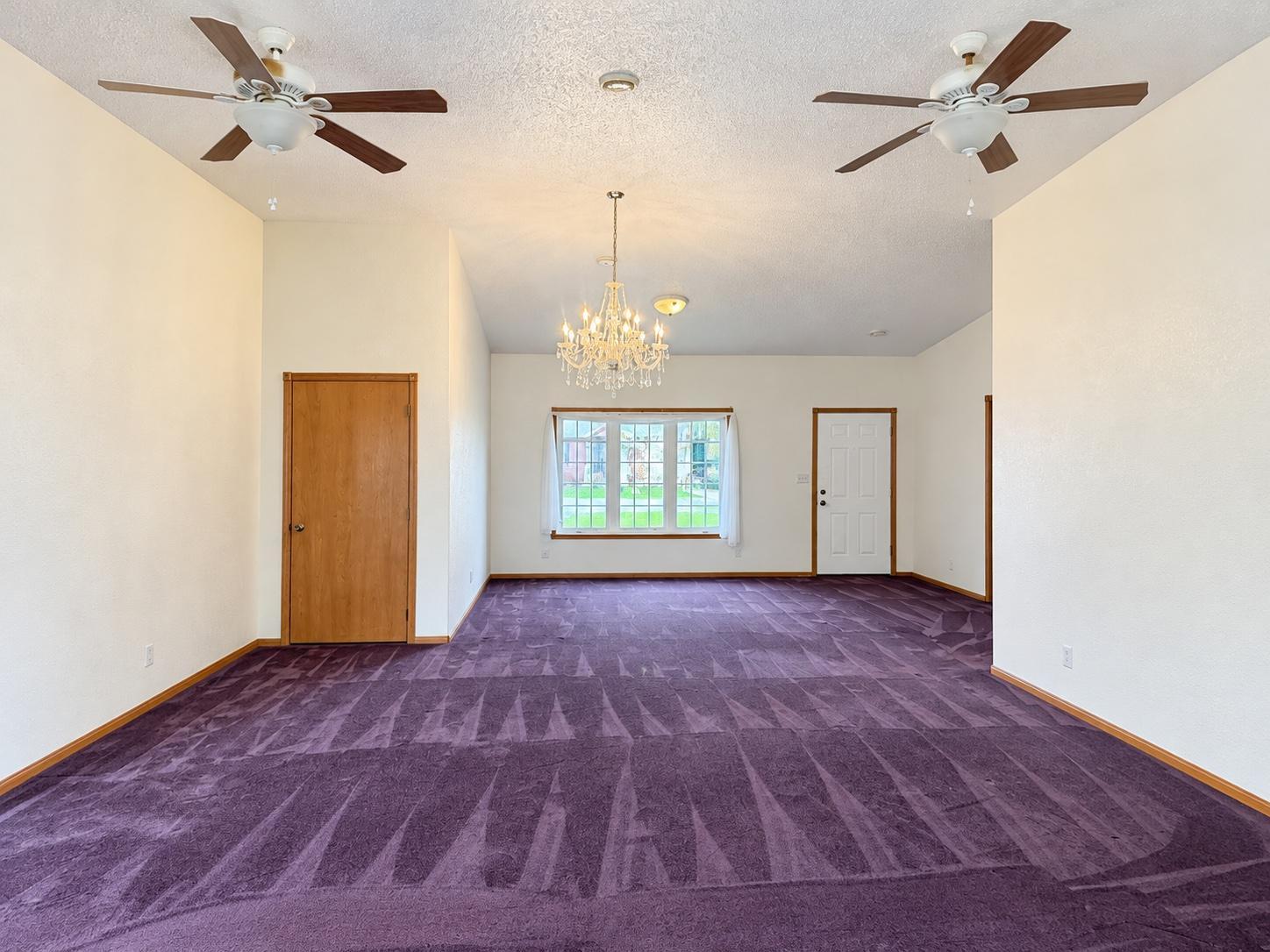 8.5 Living Room 1.jpg