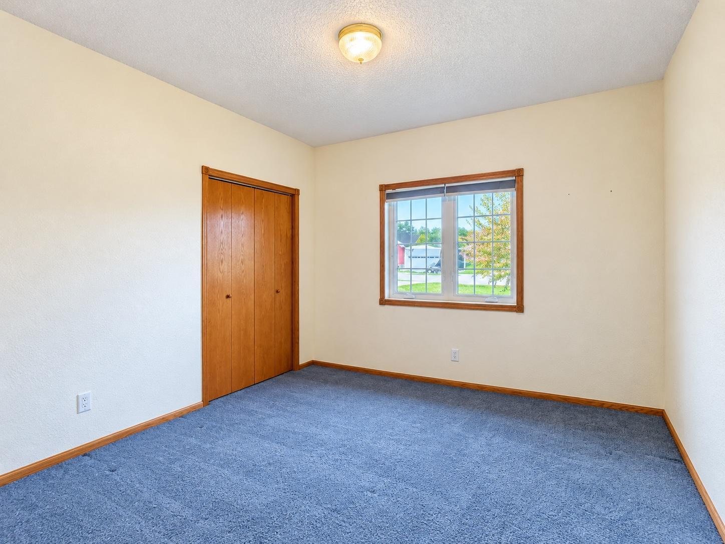 17 Bedroom 4.jpg