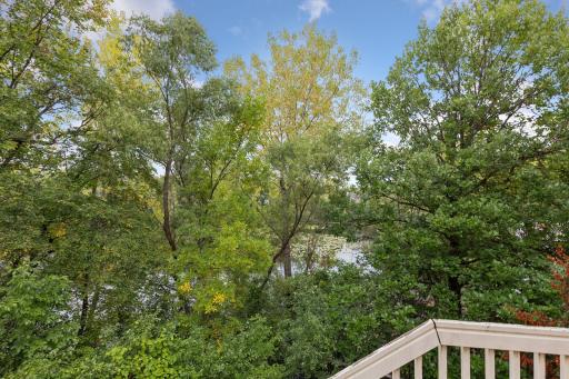 12708 Diamond Drive, Burnsville, MN 55337