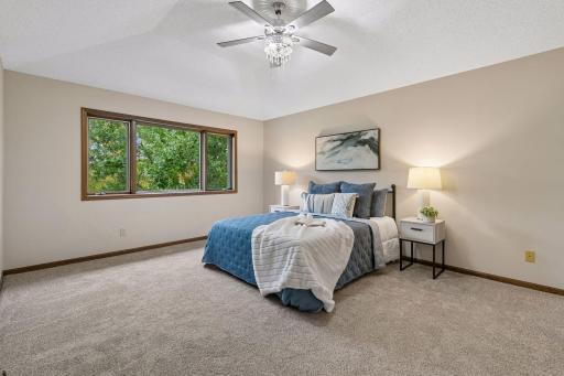 12708 Diamond Drive, Burnsville, MN 55337