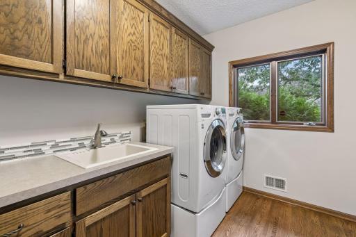 12708 Diamond Drive, Burnsville, MN 55337