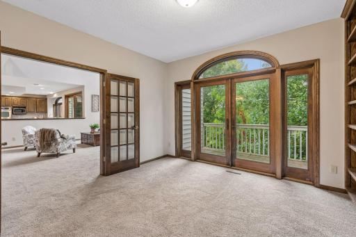 12708 Diamond Drive, Burnsville, MN 55337