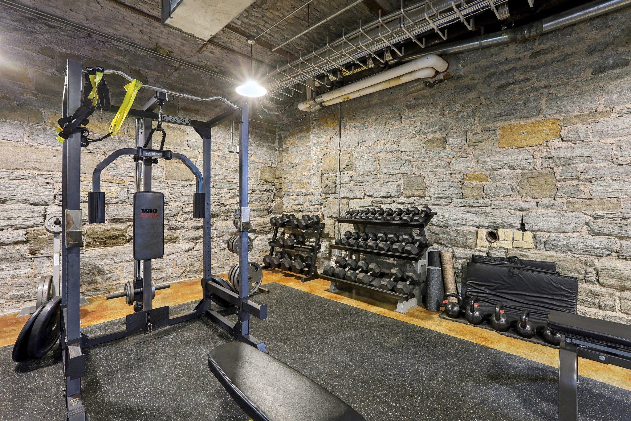 Building gym