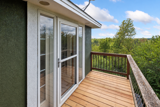 7153 Goodview Avenue S, Cottage Grove, MN 55016