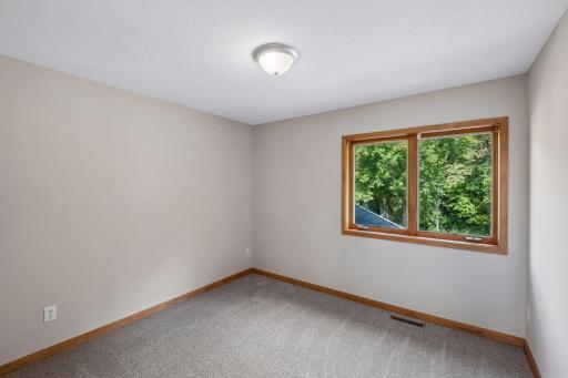 7153 Goodview Avenue S, Cottage Grove, MN 55016