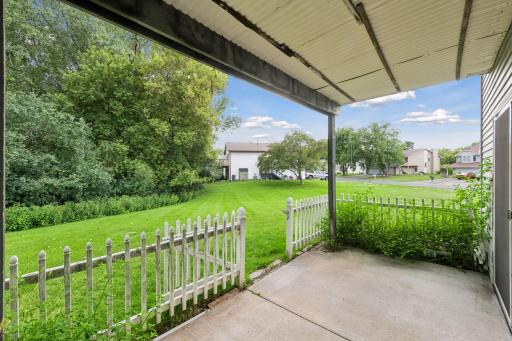 15275 Lesley Lane, Eden Prairie, MN 55346
