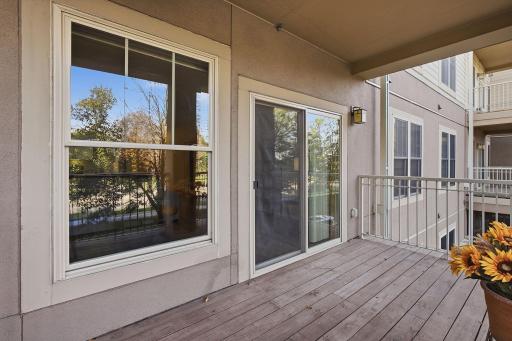 31-web-or-mls-2201_Village_Ln_Bloomingtron_MN_031.jpg