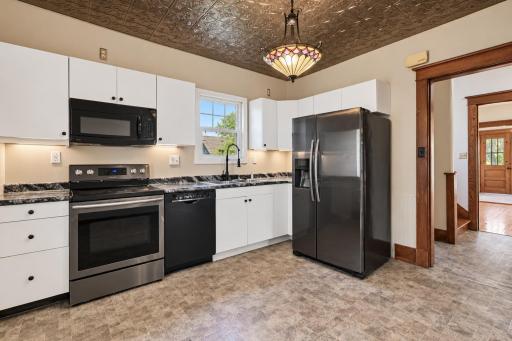 214 Broadway Street, Hanska, MN 56041