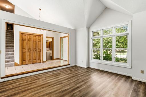 8843 Blackoaks Lane N, Maple Grove, MN 55311