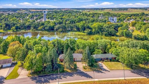 34 5th Street NW, Melrose, MN 56352