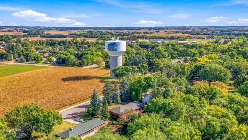 34 5th Street NW, Melrose, MN 56352