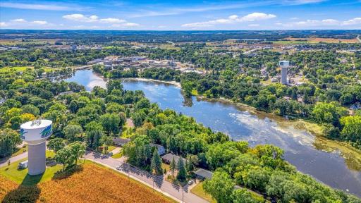 34 5th Street NW, Melrose, MN 56352