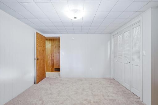 34 5th Street NW, Melrose, MN 56352