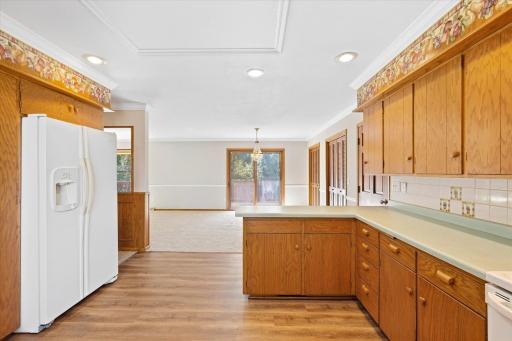 34 5th Street NW, Melrose, MN 56352