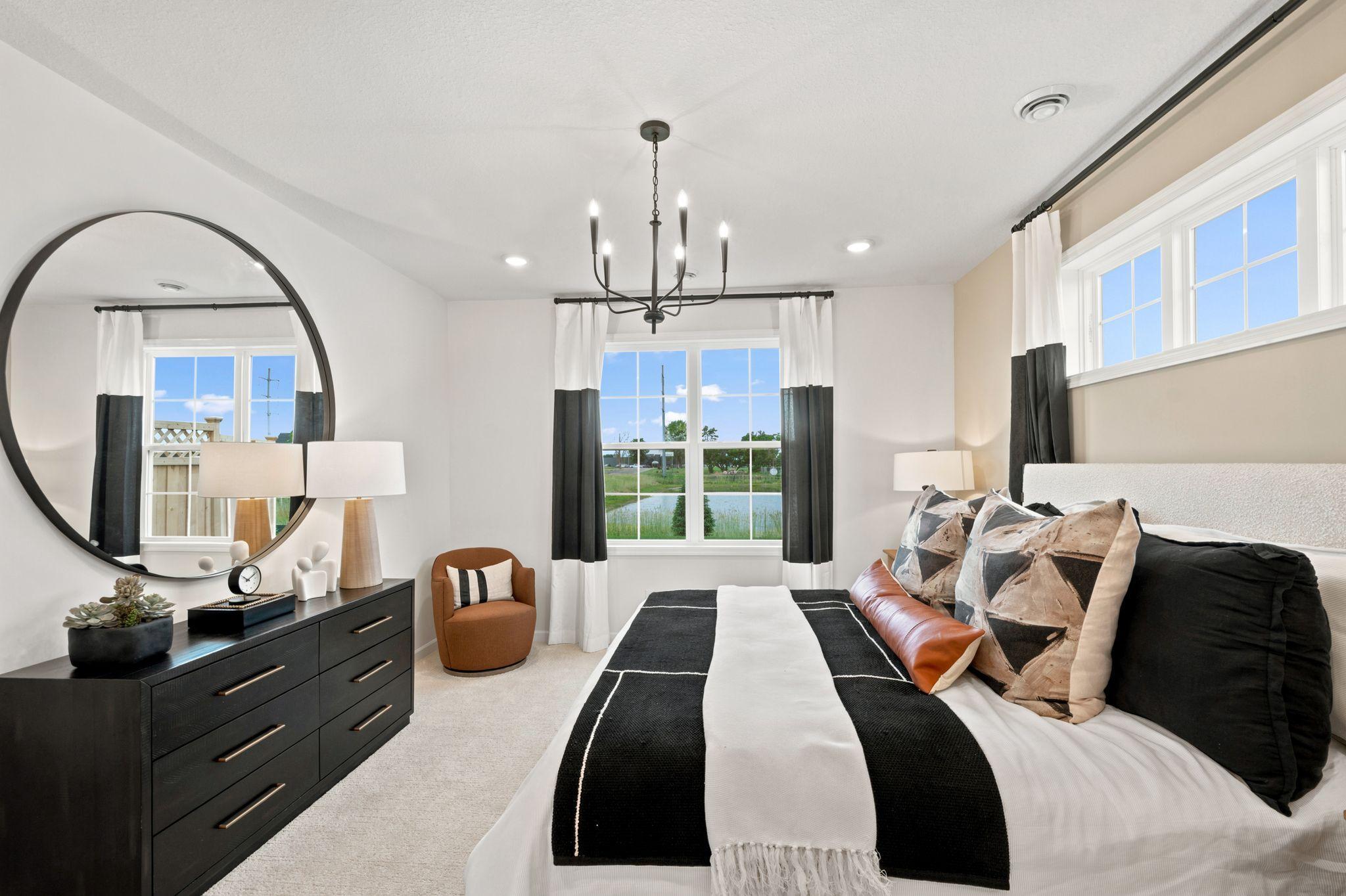Owner's Suite *Photo of model home- design and structural options may vary.