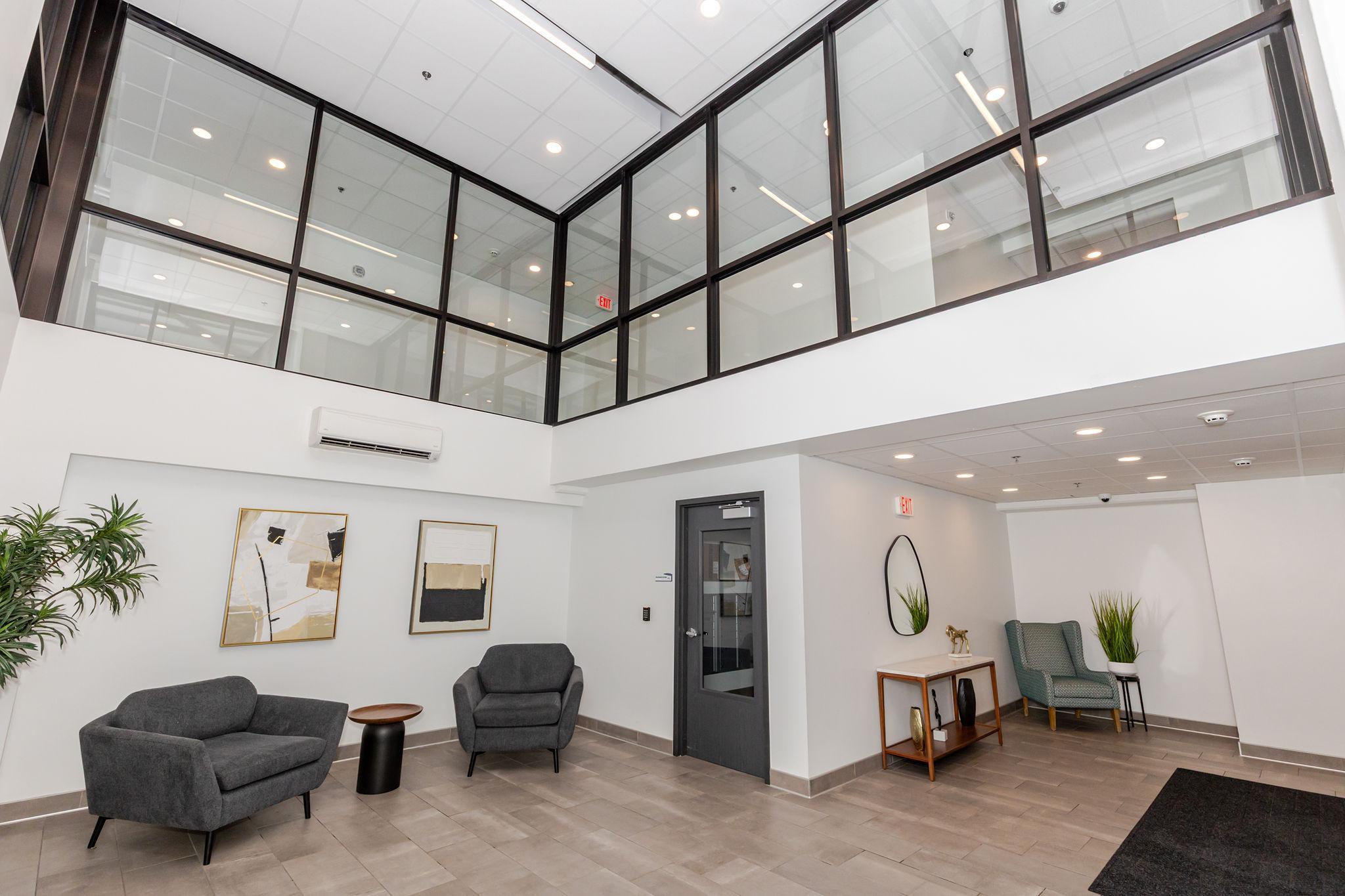 Lobby w/ secure mail room