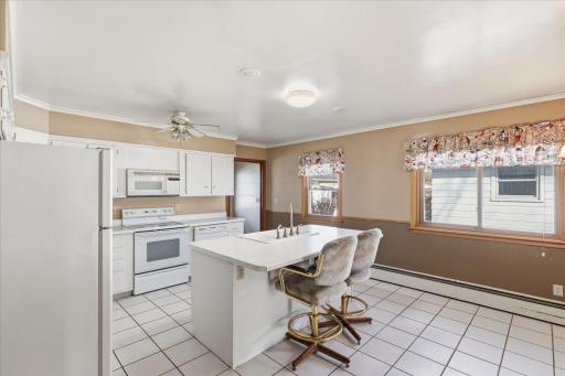 913 9th Street S, Virginia, MN 55792