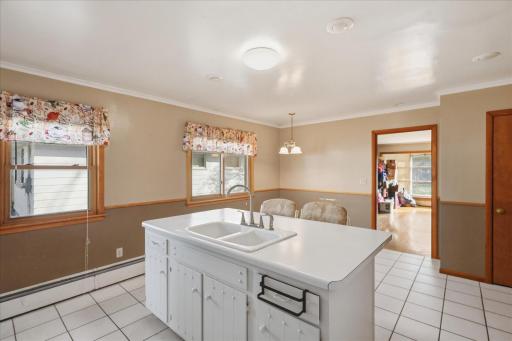 913 9th Street S, Virginia, MN 55792
