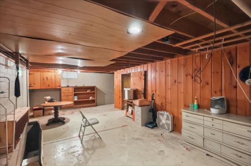 913 9th Street S, Virginia, MN 55792