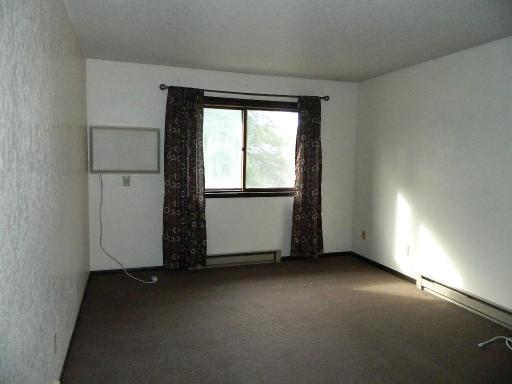 133 W 1st Avenue, Hanley Falls, MN 56245