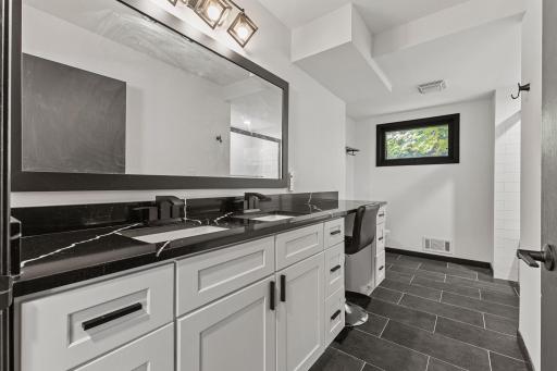 Vivid Spaces_8320 Penn Ave S_026.JPG