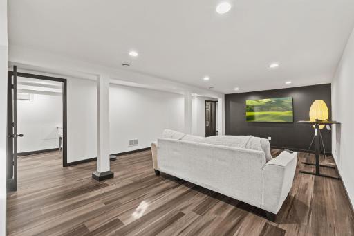 Vivid Spaces_8320 Penn Ave S_029.JPG