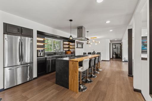 Vivid Spaces_8320 Penn Ave S_009.JPG